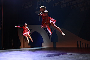 Софья Чурсинова и Полина Олина